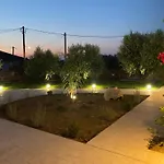 An Ar Villa
