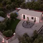 An Ar Villa *